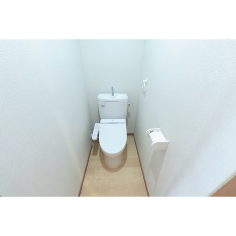 中秀ビルのトイレ
