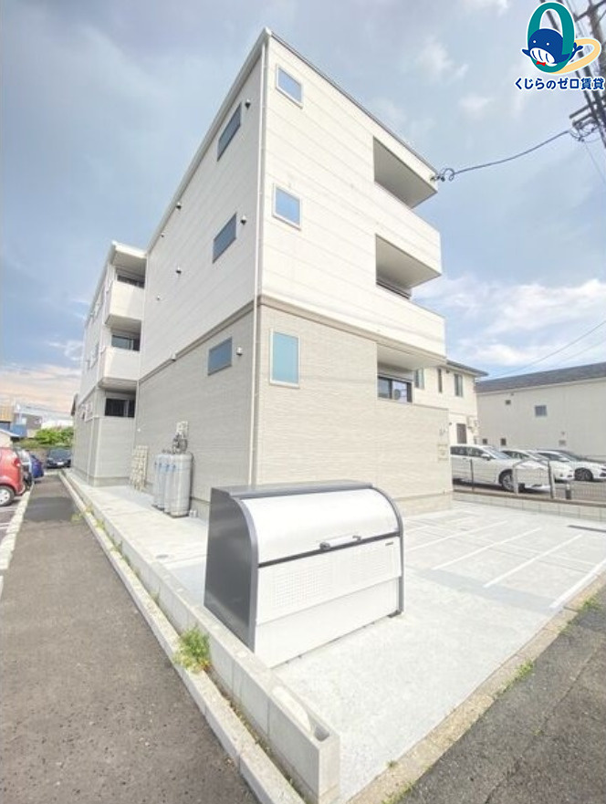 リヴェール神郷(各戸Pあり)※書類ダウンロードより近隣駐車場・オリジナル資料参照※