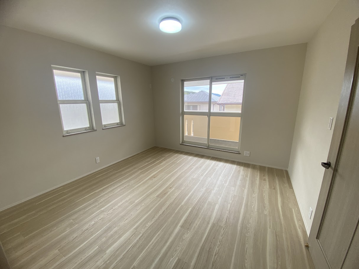 兵庫県神戸市須磨区多井畑東町14-20の洋室|広々とした洋室です