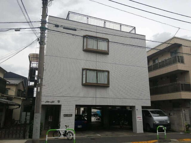 カーサ栄の外観