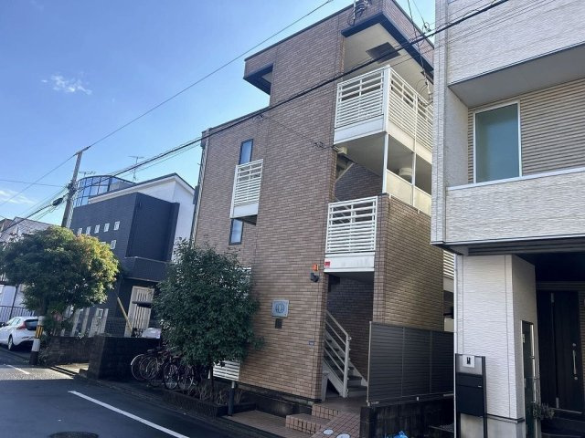 レオネクストヨシノヤの外観