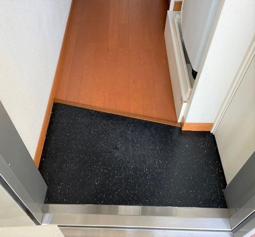 レオパレスオアゾＢの玄関