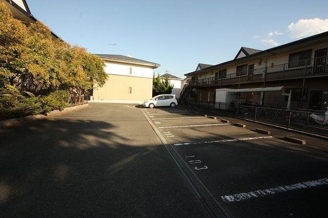 フローラル舞Ⅰの駐車場