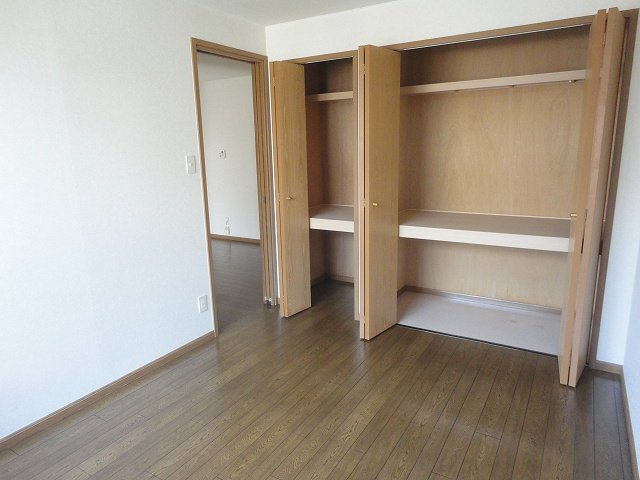 マーヴェラス竹原Ａの収納
