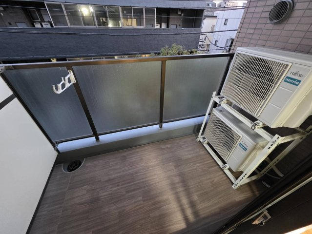 文京区千石４丁目の賃貸マンションのバルコニー