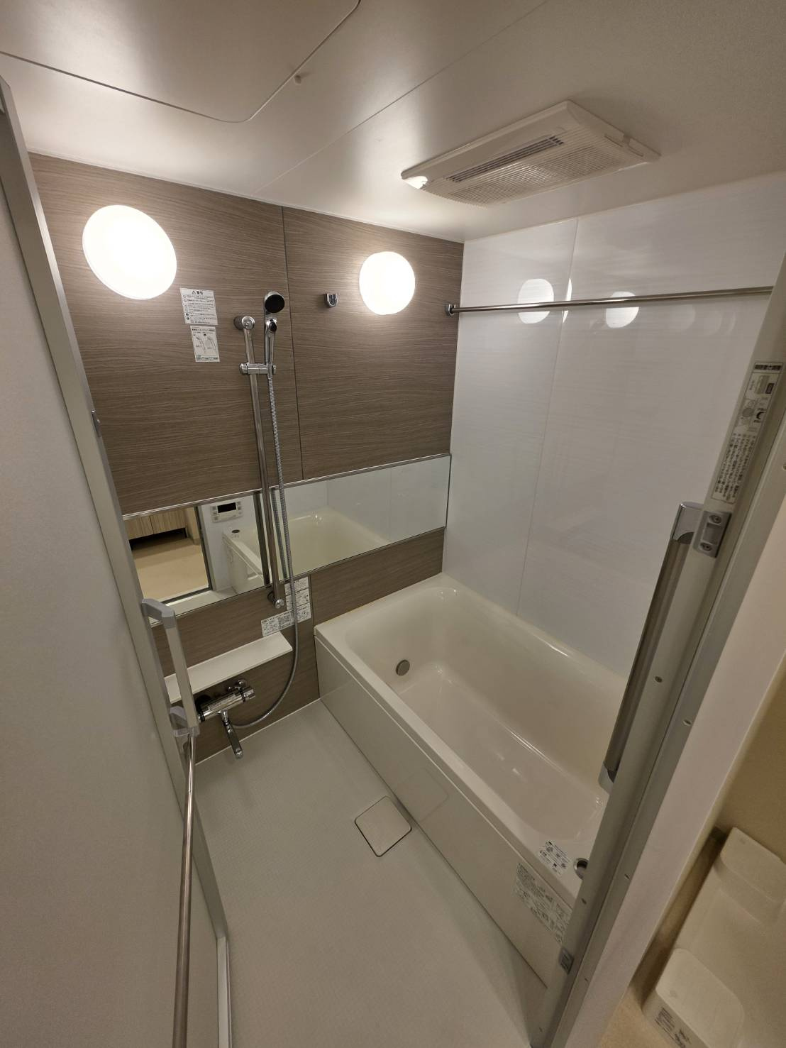 台東区東上野６丁目の賃貸マンションの浴室