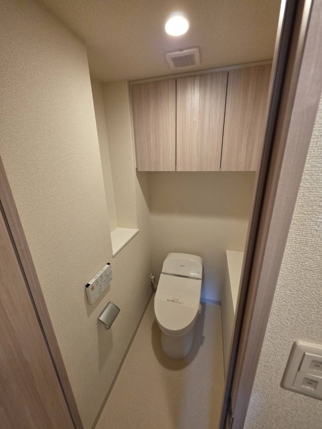 台東区東上野６丁目の賃貸マンションのトイレ