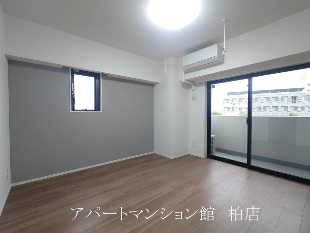 リラッサーレの寝室|※別号室参考写真です ※現況優先