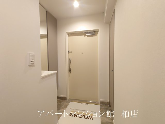 リラッサーレの玄関|※別号室参考写真です ※現況優先