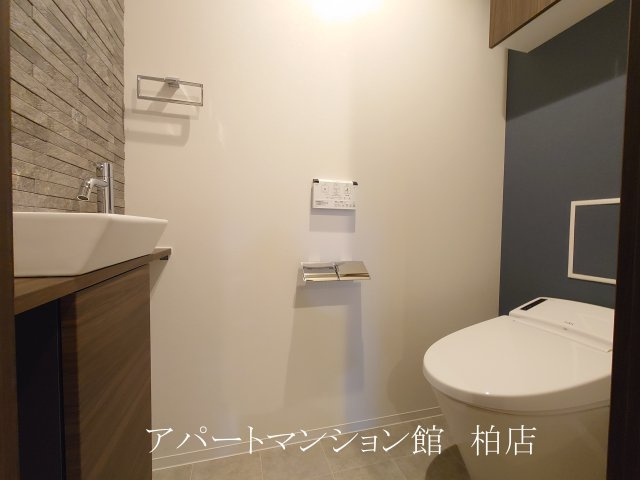リラッサーレのトイレ|※別号室参考写真です ※現況優先