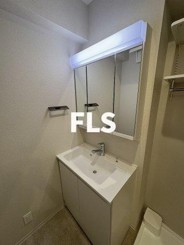 荒川区西日暮里１丁目の賃貸マンションの洗面所