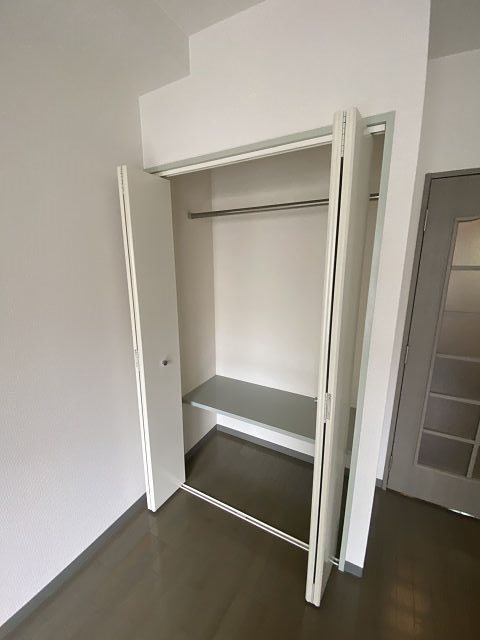 尼崎市塚口町１丁目の賃貸マンションの収納
