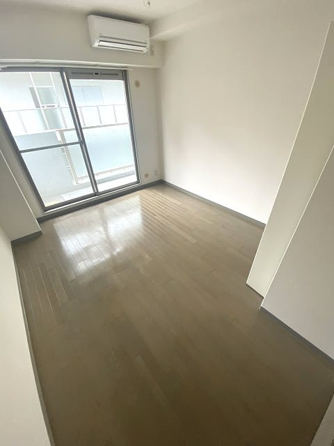 尼崎市塚口町１丁目の賃貸マンションの居間・リビング