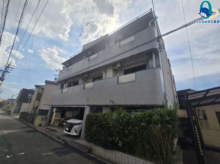 シルバープレイス