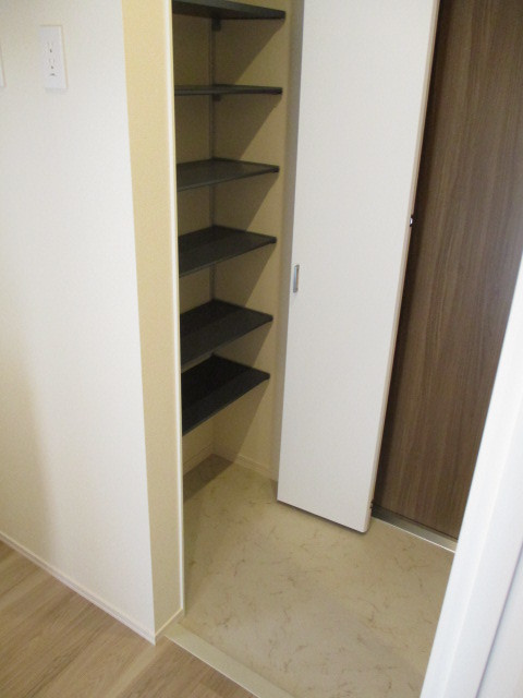 へーベルメゾン亀戸の玄関|★シューズＢＯＸ★