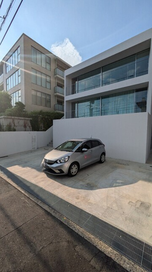 【駐車場】 | ＨＡＲＶＥＹ　ＲＥＳＩＤＥＮＣＥ日和