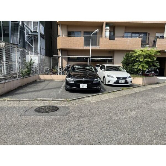 【駐車場】 | ロジェ千種