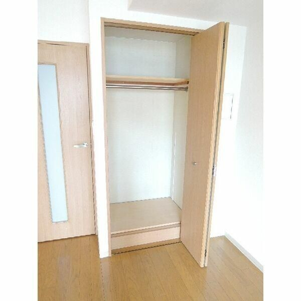 ライムレジデンス汐入の収納