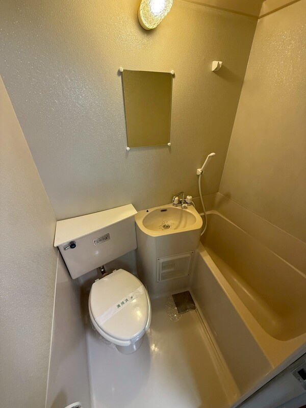 ソロ南茨木のトイレ|コンパクトで使いやすいトイレです