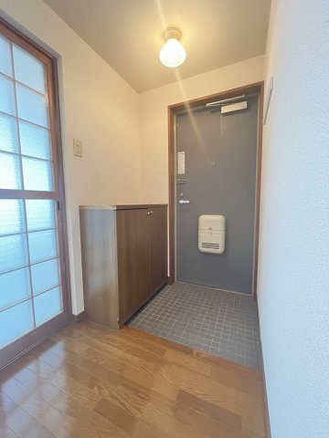 高田グランドマンションの玄関