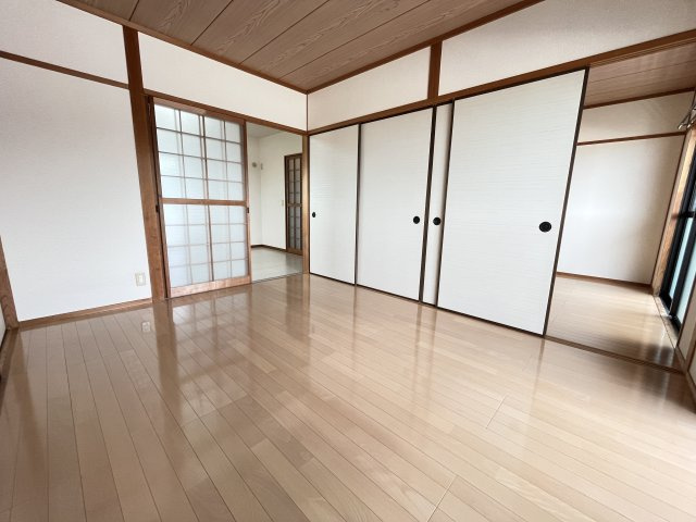 高田グランドマンションの内装