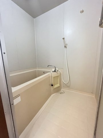 高田グランドマンションの浴室