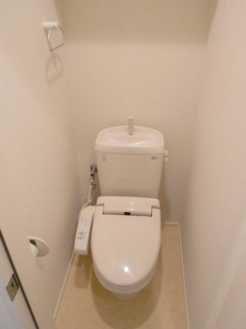 クレールシャンブルのトイレ|★温水洗浄便座★