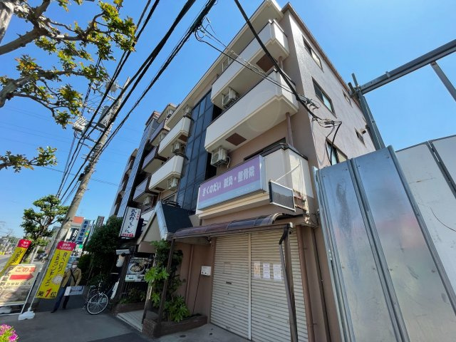 モンレーヴ大町の外観