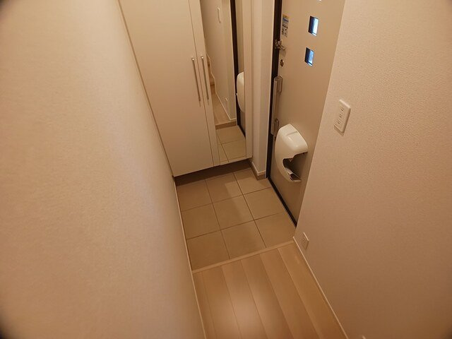 スペチアーレ　チンクエの玄関