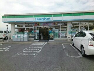 ラ　フォレスタ　セレーノの周辺|ファミリーマート羽曳野店様まで850m