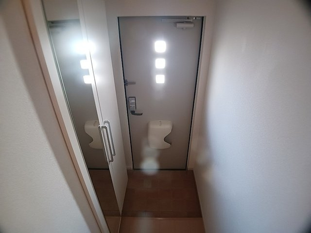 ルミエールの玄関