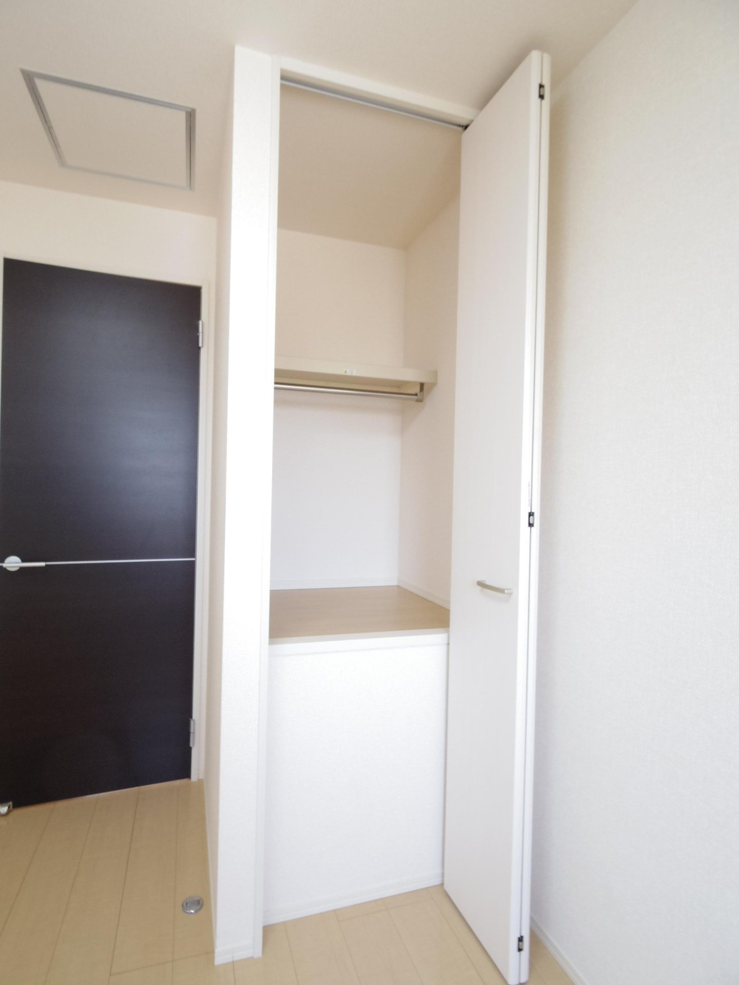 オーキッドの収納