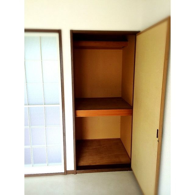 パーシモンハイツの収納