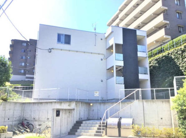 川崎市麻生区王禅寺西６丁目の賃貸マンションの外観
