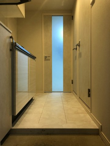 川崎市多摩区生田７丁目のアパートの玄関|同シリーズ参考写真