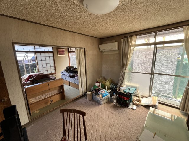 中古住宅　牛牧の洋室|6帖洋室