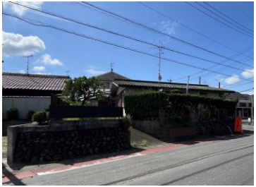 中古住宅　牛牧の外観