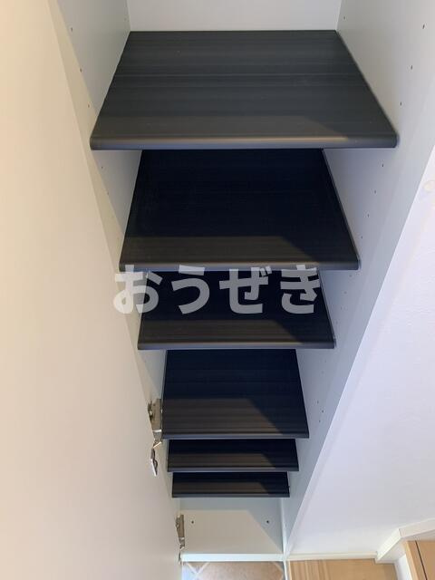 ソルナクレイシア成増Ⅱの収納|シューズボックス