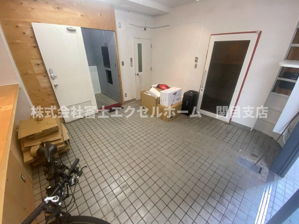 北浜　店舗ビルの内装