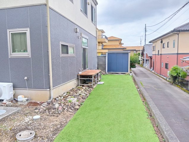 売中古戸建　富士市大淵の庭|お庭があります。プライベートな空間で、お子様も安心して遊べます。