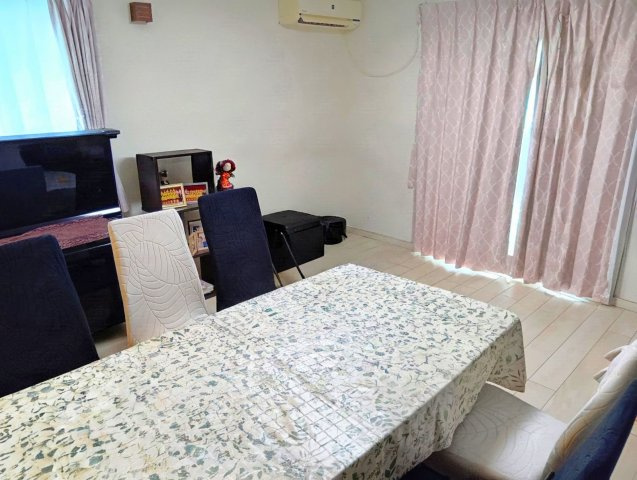 売中古戸建　富士市大淵のダイニング|キッチンからの動線もよく、配膳や片付けがしやすいダイニングです。大きい窓があるので明るい室内です。