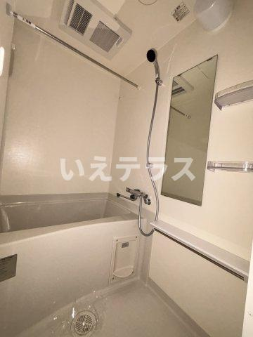 プレサンス神戸セレスティアの浴室