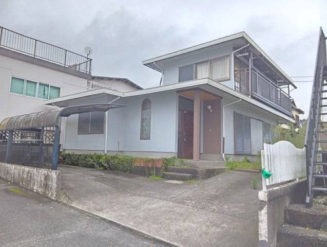 売中古戸建　富士市大淵の外観|コンビニまで徒歩6分です。ちょっとした買い物に便利です。