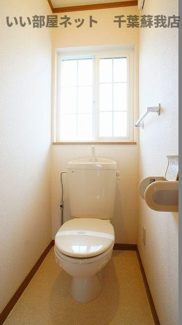 アバンサールのトイレ|清潔感のあるトイレです