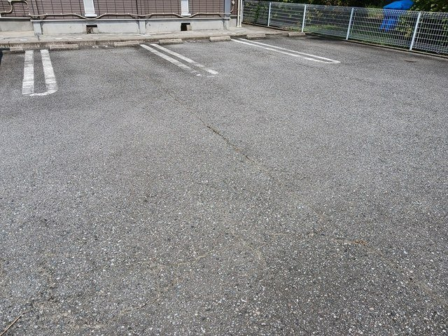 ＰＥＡＣＥの駐車場