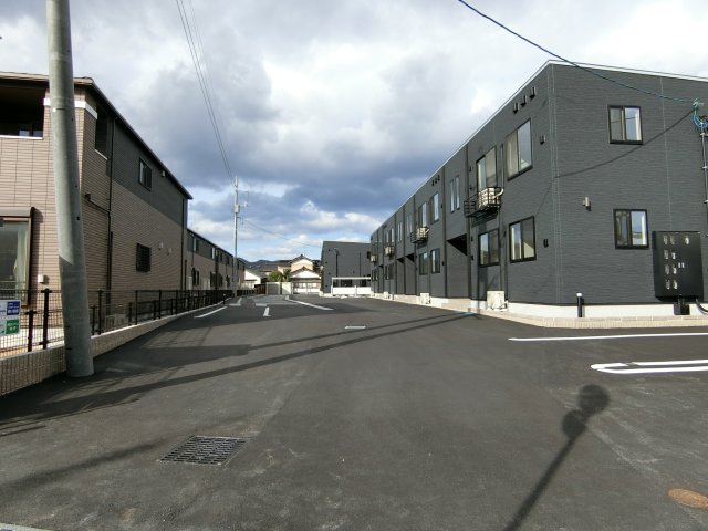 アクシアⅡの駐車場