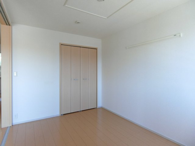 モンリーブル　Ⅰの洋室