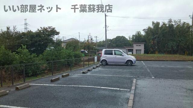 アバンサールの駐車場|駐車場完備です