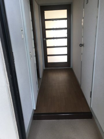 ときわ神田ハイツの玄関