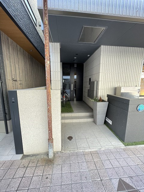 TERRA甲子園口のエントランス